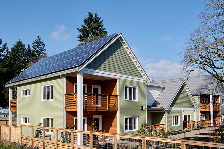 The oaks solar