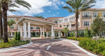 Luxury Senior Living in Palm Beach